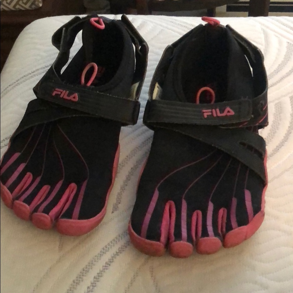 toe shoes
